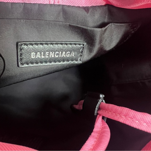 NEW BALENCIAGA Wheel XS Nylon Bucket Bag 100% Authentic - Picture 7 of 8